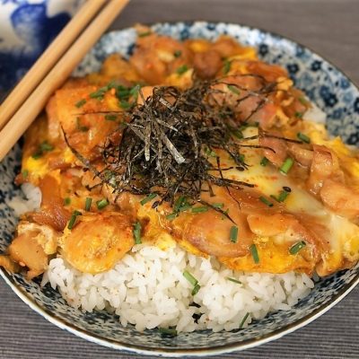 Oyakodon 親子丼 - Bol de riz nappé de poulet et d’œuf