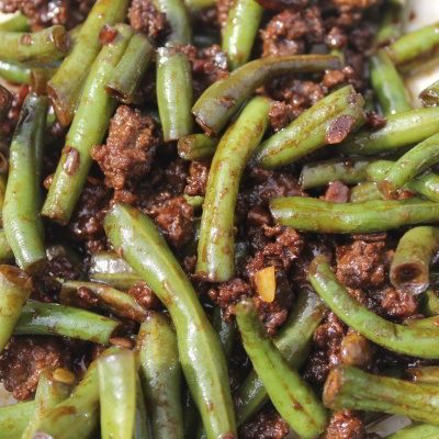 Sautéed Green Beans With Beef And Cognac Brandy
