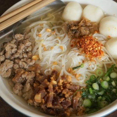 Thai Rice Noodle Clear Pork Soup