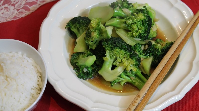 Brocoli sauté à l'ail