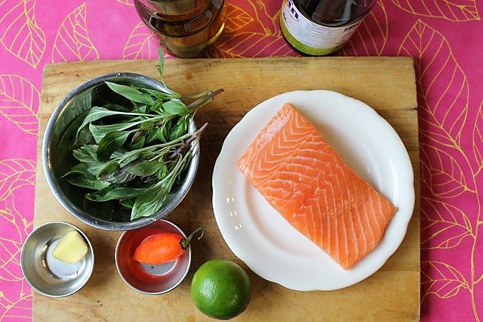 Ingrédients Carpaccio de saumon au gingembre et basilic thaï