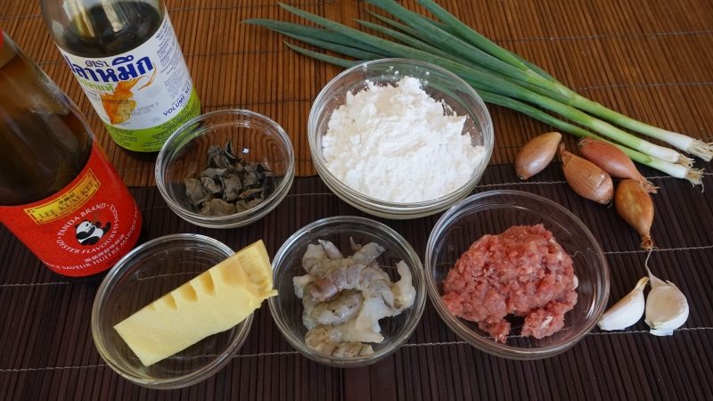 Vietnamese Clear Shrimp & Pork Dumplings: Banh Bot Loc Ingredients