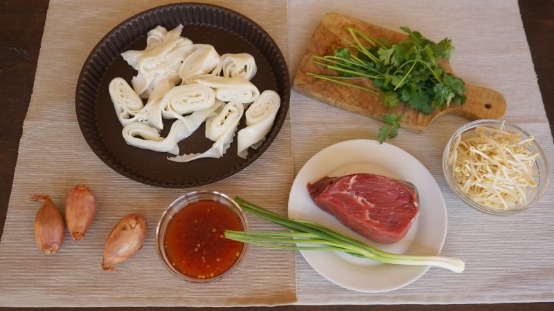 Ingrédients Pâtes de Riz au Bœuf Croustillant