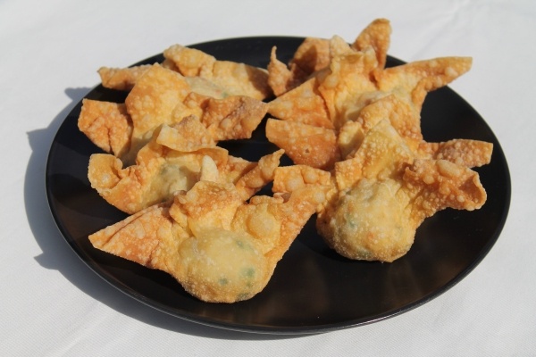 Chinese Deep-Fried Wontons 馄饨